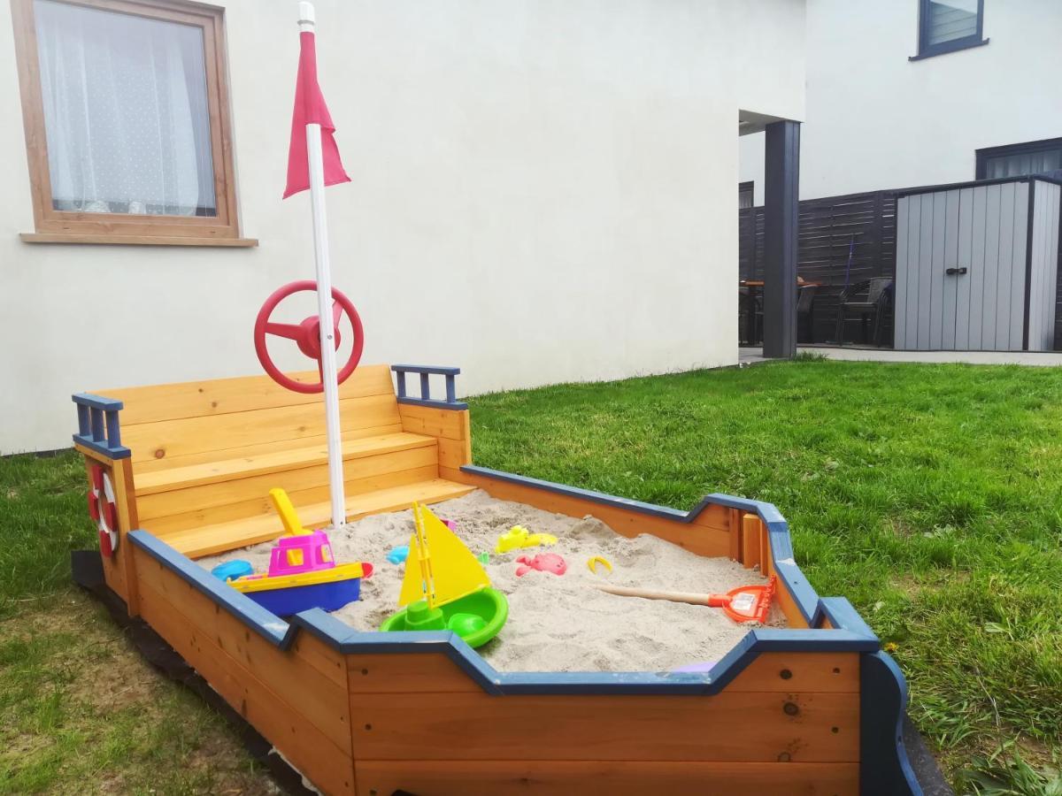 Wakacyjne Domki Villa Ustronie Morskie Buitenkant foto